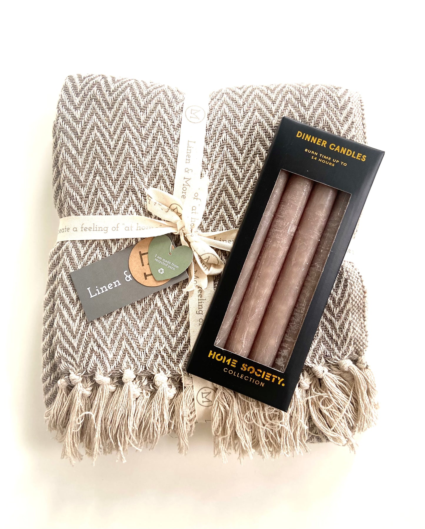 Heerlijke plaid met 4 rustieke kaarsen