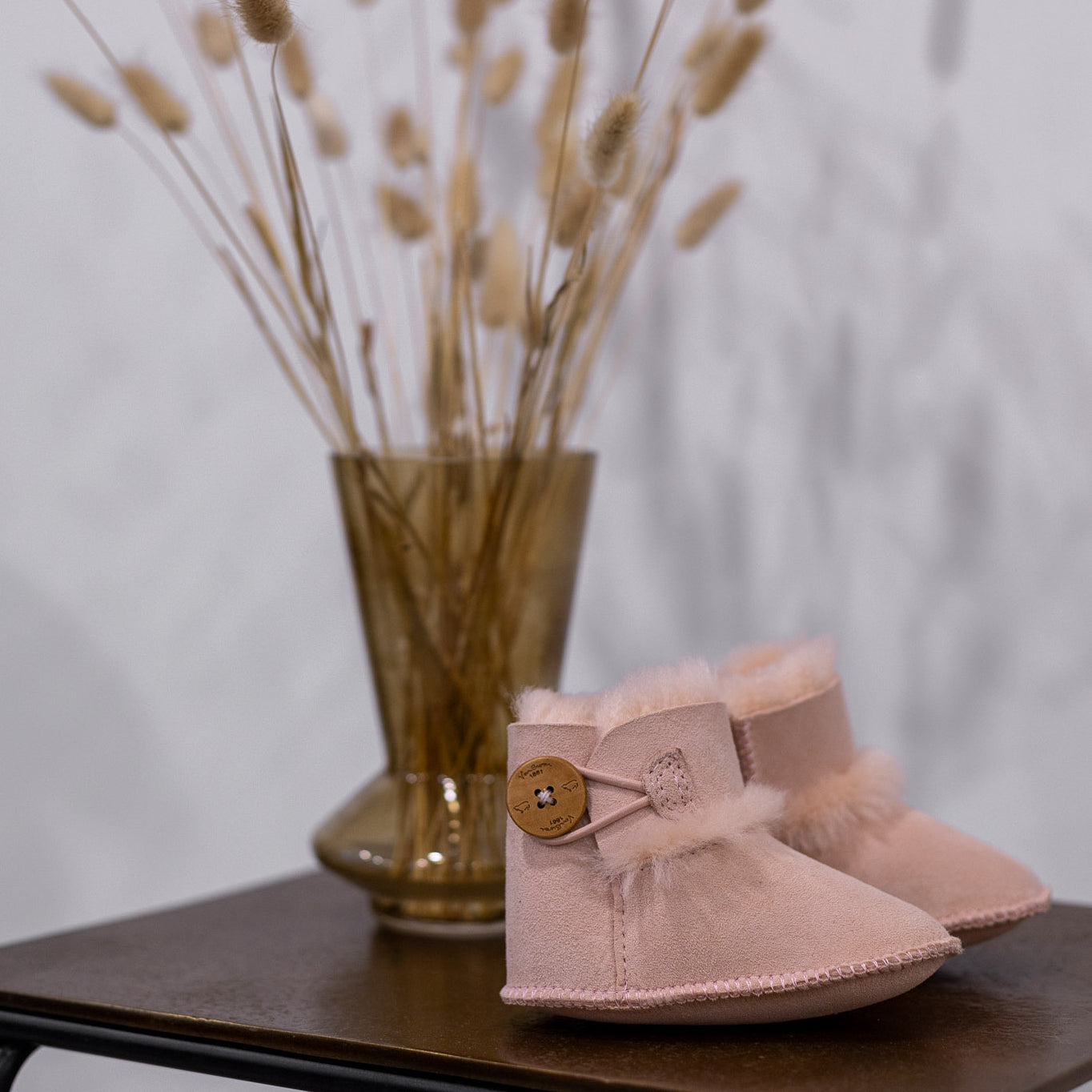 Schapenvacht baby slofjes Off white